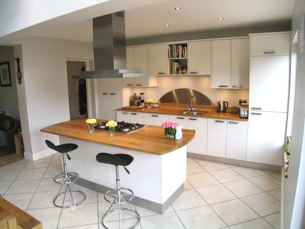 Creatice White Kitchen Cabinets With Wooden Worktop for Simple Design